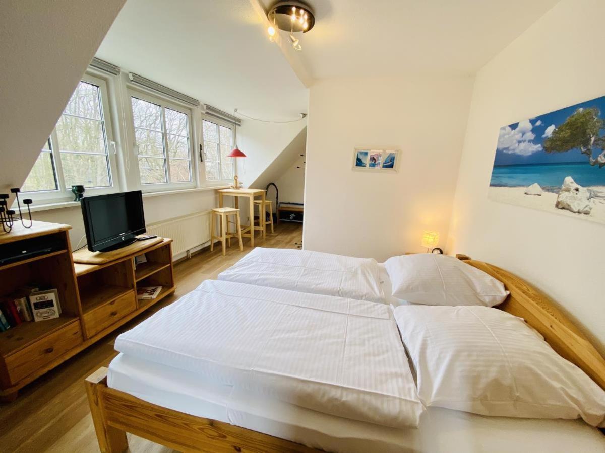 Meersalz, Ca 100 M Zum Strand Rostock Eksteriør bilde